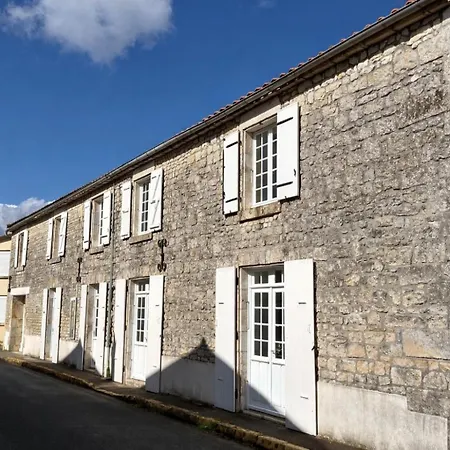 La Maison Du Marais 住宿加早餐酒店 韦吕尔